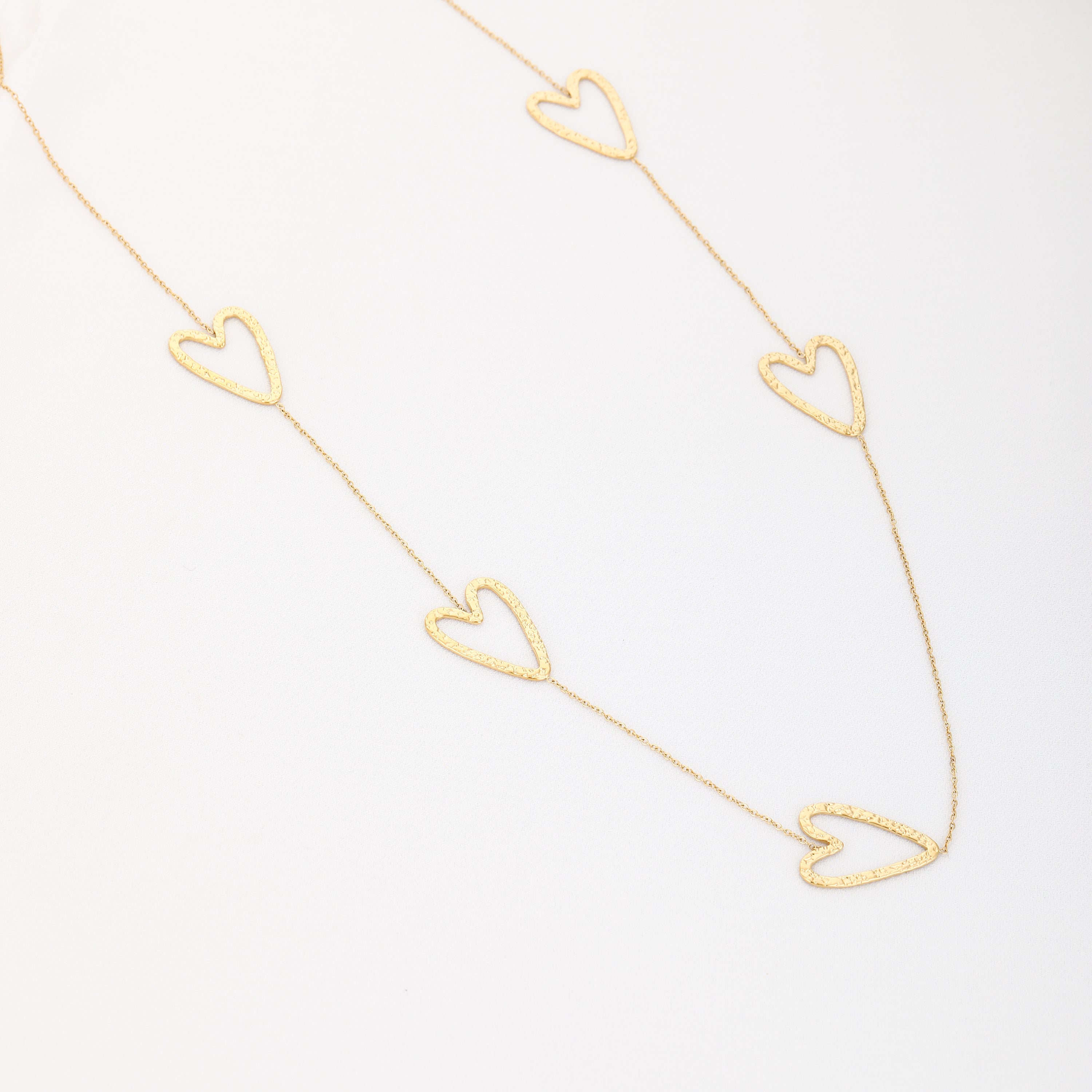 Lange ketting met hartjes 75cm